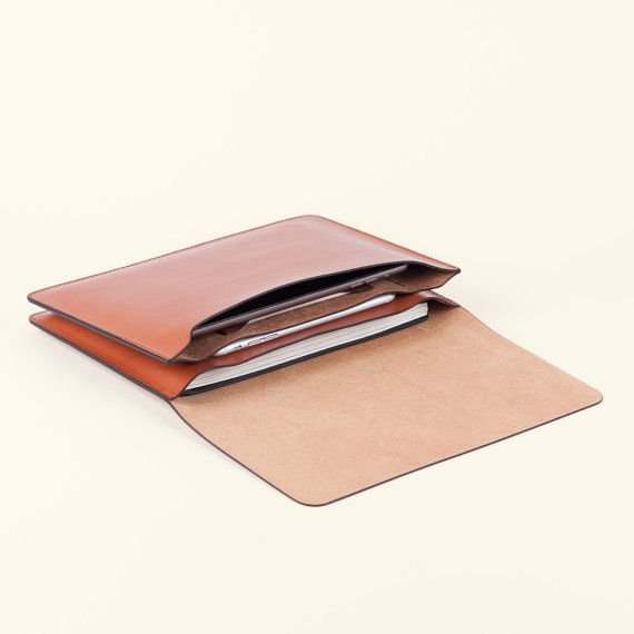 Чехлы для планшетов 