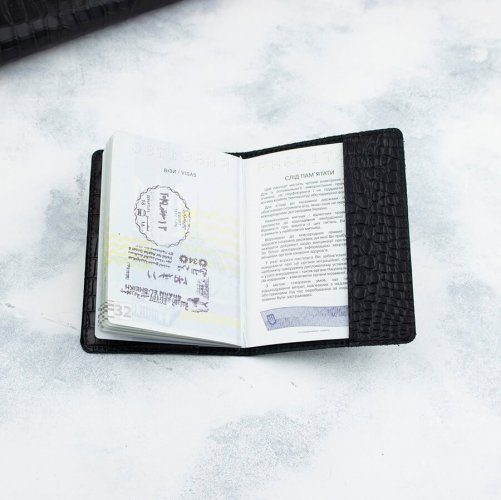 кожаная обложка для паспорта